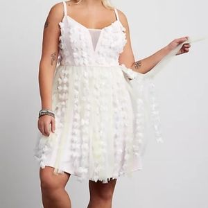 NWT TORRID SZ 1 PARTY DRESS